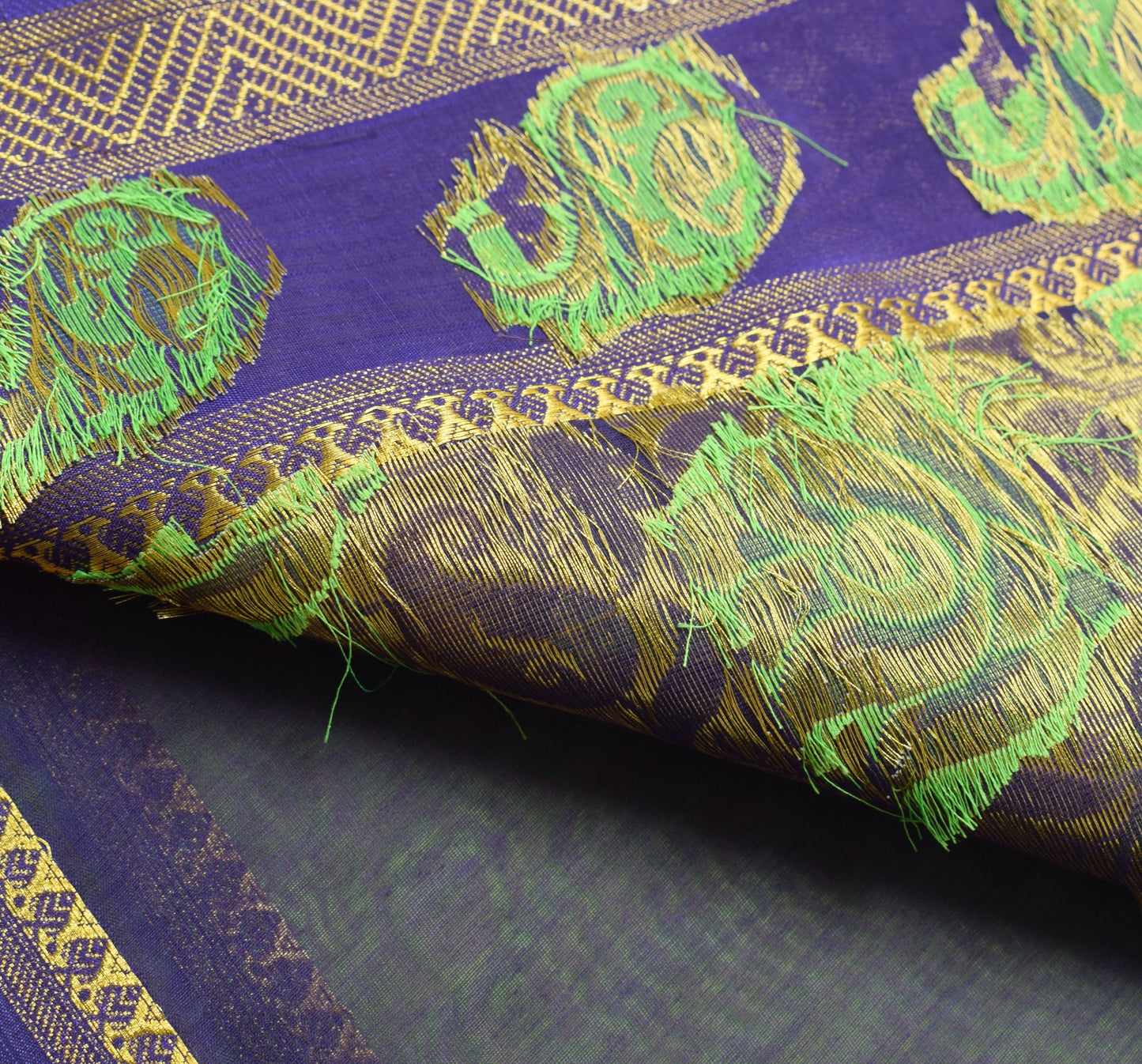Zari Woven Green Banarasi Saree Cotton Art Party Wear Sari with Blouse Fabric