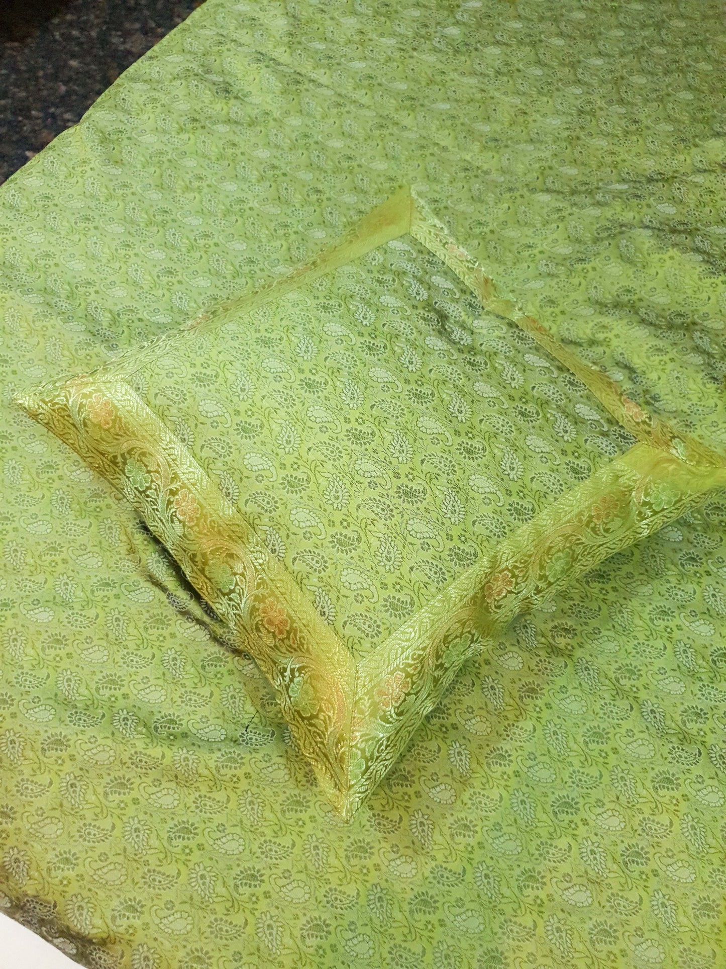 Banarasi Silk Indian Bed Set – Green Cushion & Pillow Covers Woven Zari Brocade