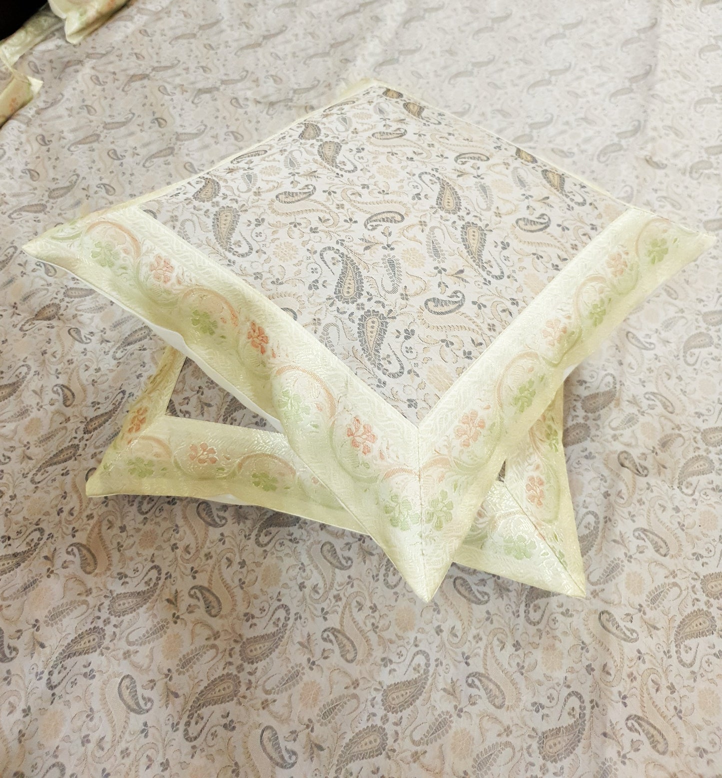 Banarasi Bed Cover Off White Silk Woven Zari Brocade Indian Cushion & Pillow Set