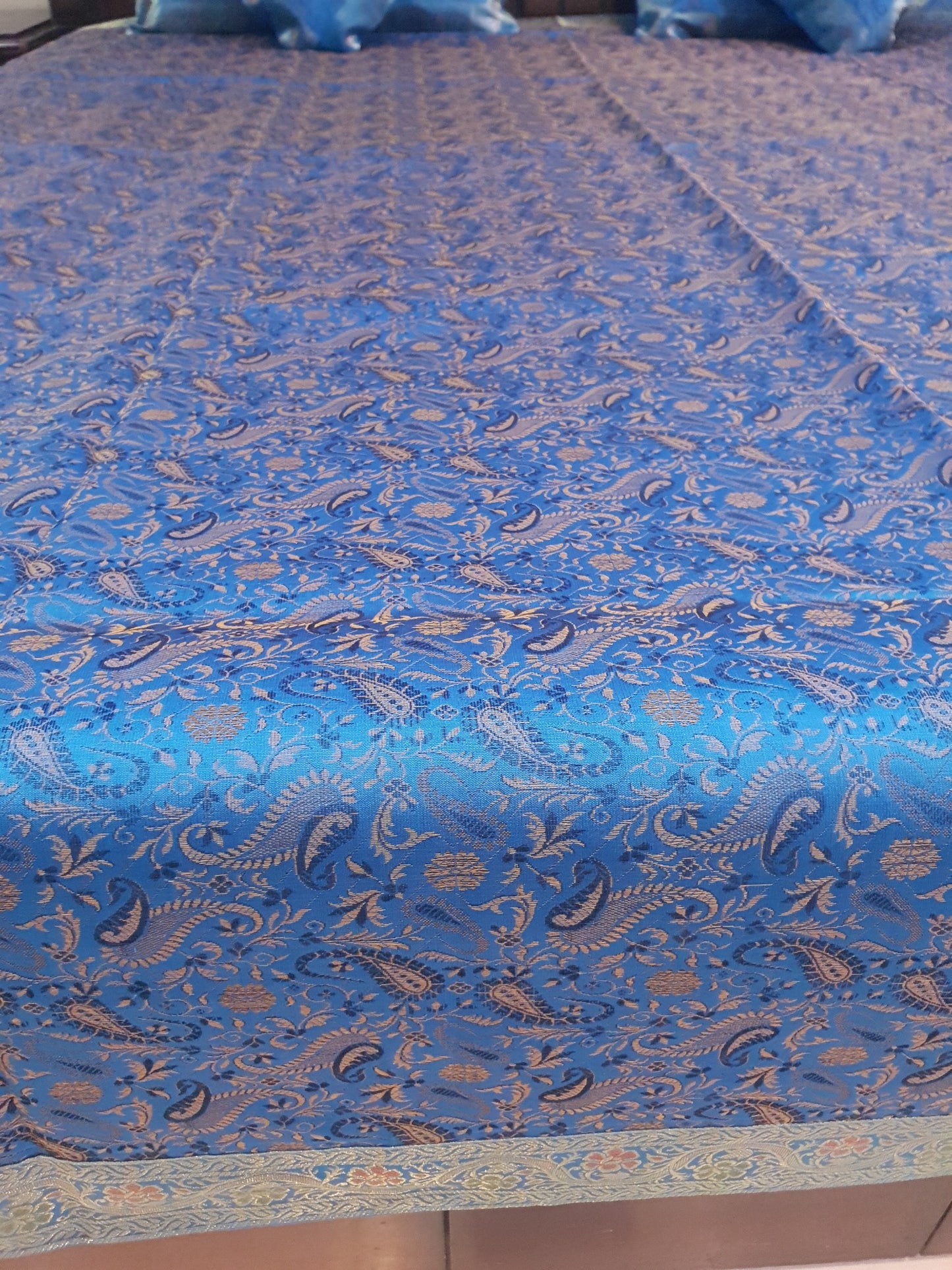 Banarasi Turquoise Blue Bed Cushion & Pillow Cover Set Silk Woven Zari Brocade