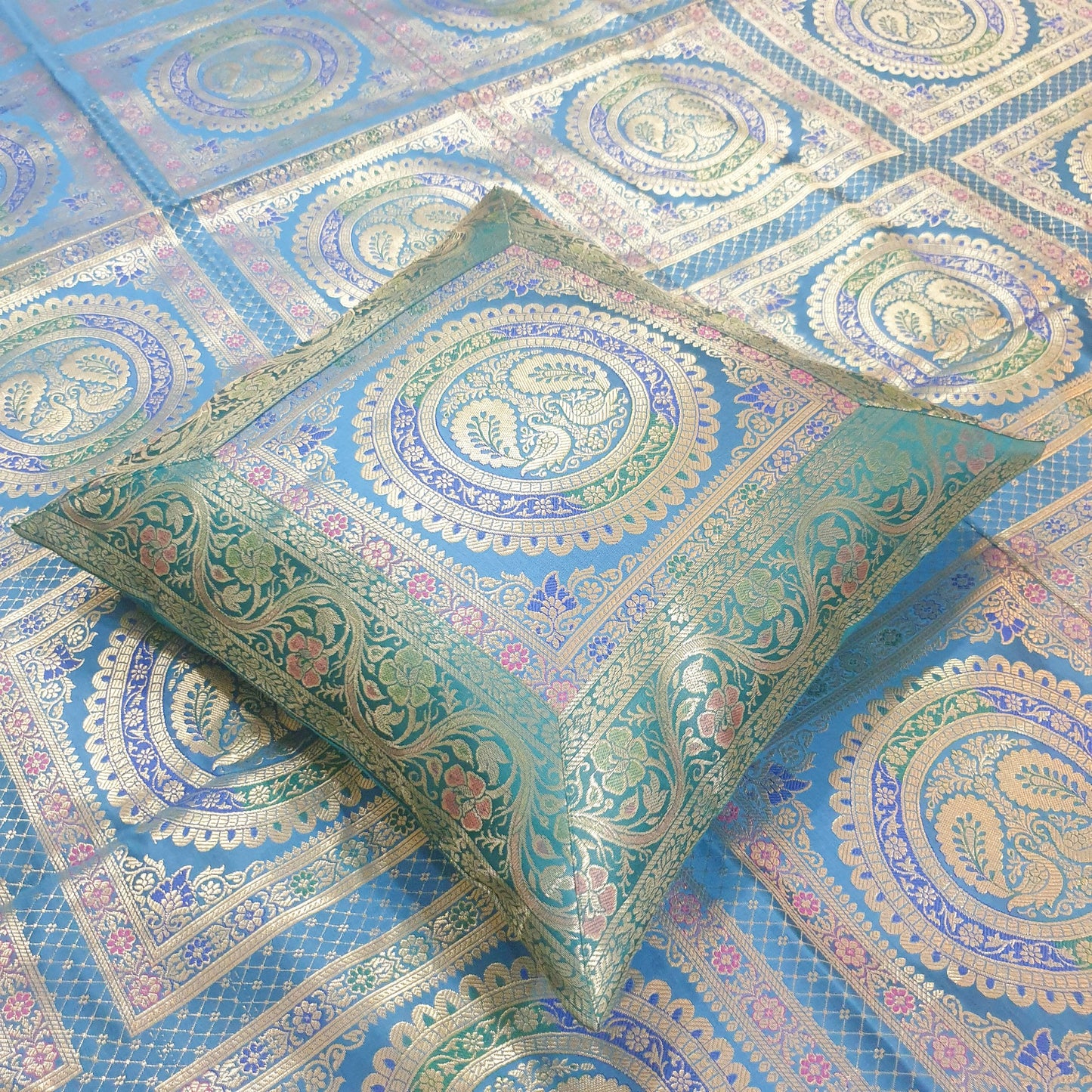 Banarasi Bed Cushion & Pillow Cover Silk & Woven Zari Brocade Peacock Green Set