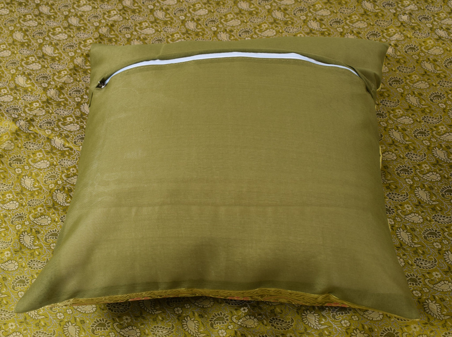 Elegant Green Banarasi Diwan Set Silk Woven Zari Brocade Cushion & Bolster Cover