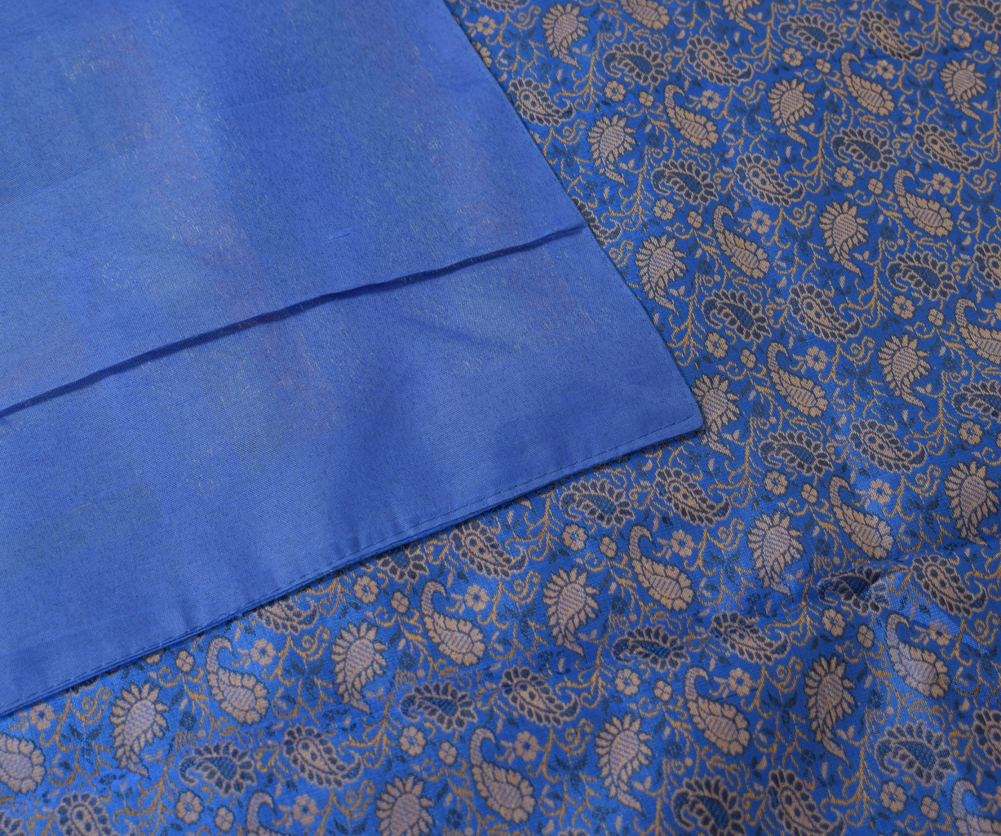 Ethnic Blue Banarasi Diwan Set – Featuring Silk Fabric & Intricate Zari Brocade