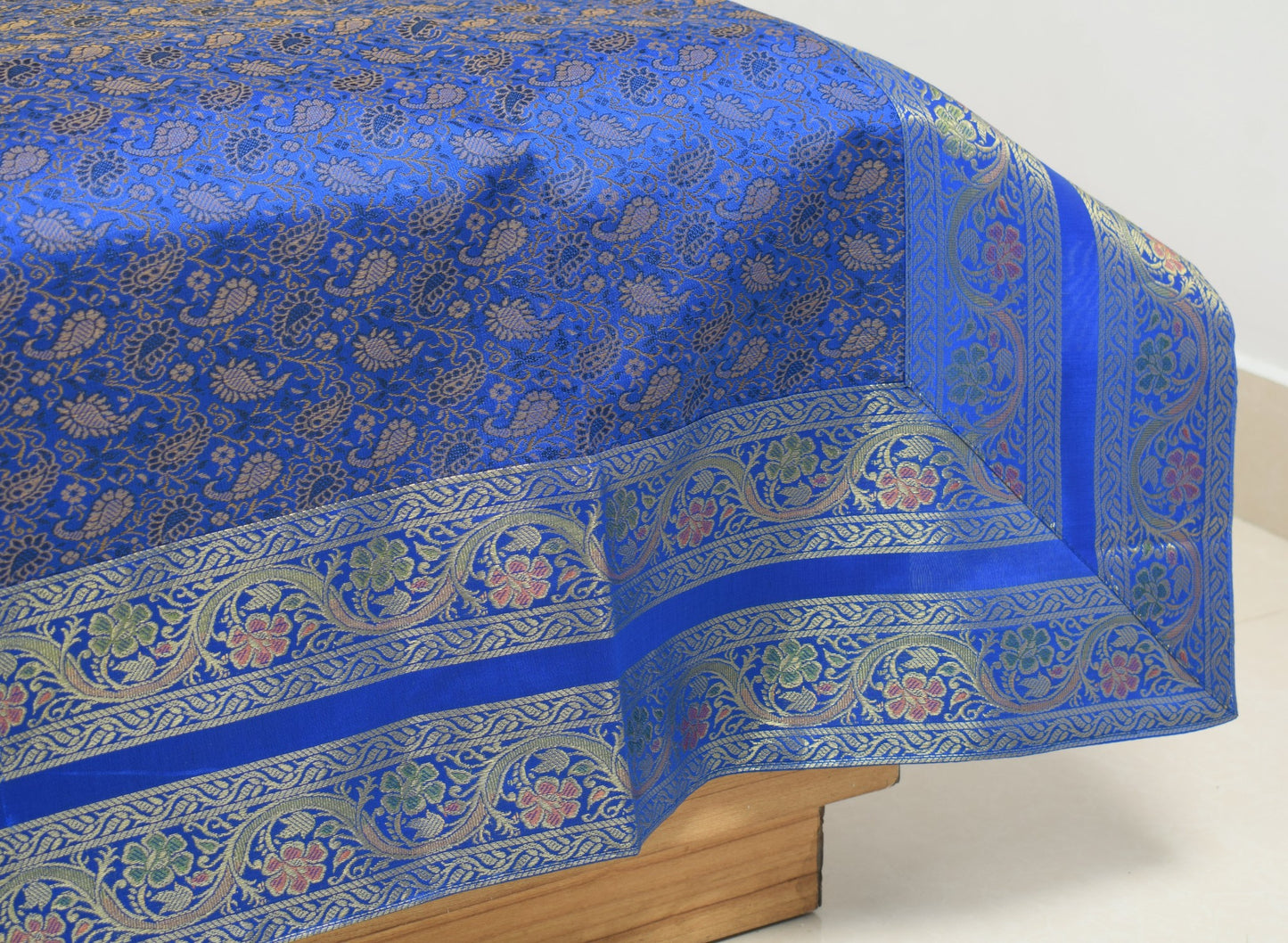 Ethnic Blue Banarasi Diwan Set – Featuring Silk Fabric & Intricate Zari Brocade