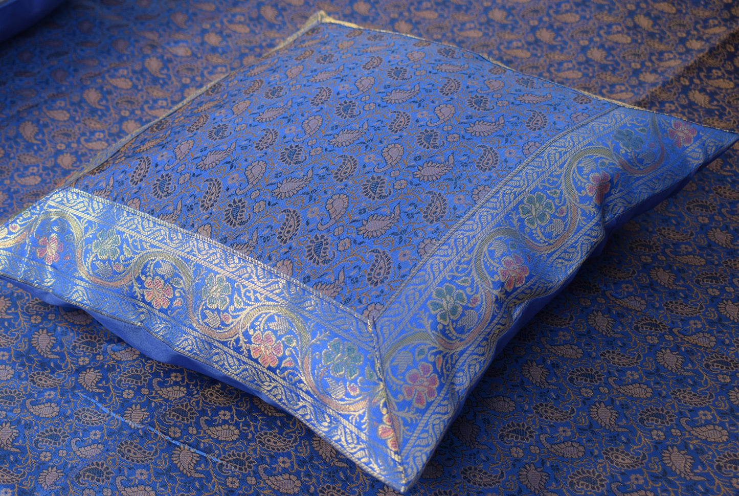 Ethnic Blue Banarasi Diwan Set – Featuring Silk Fabric & Intricate Zari Brocade