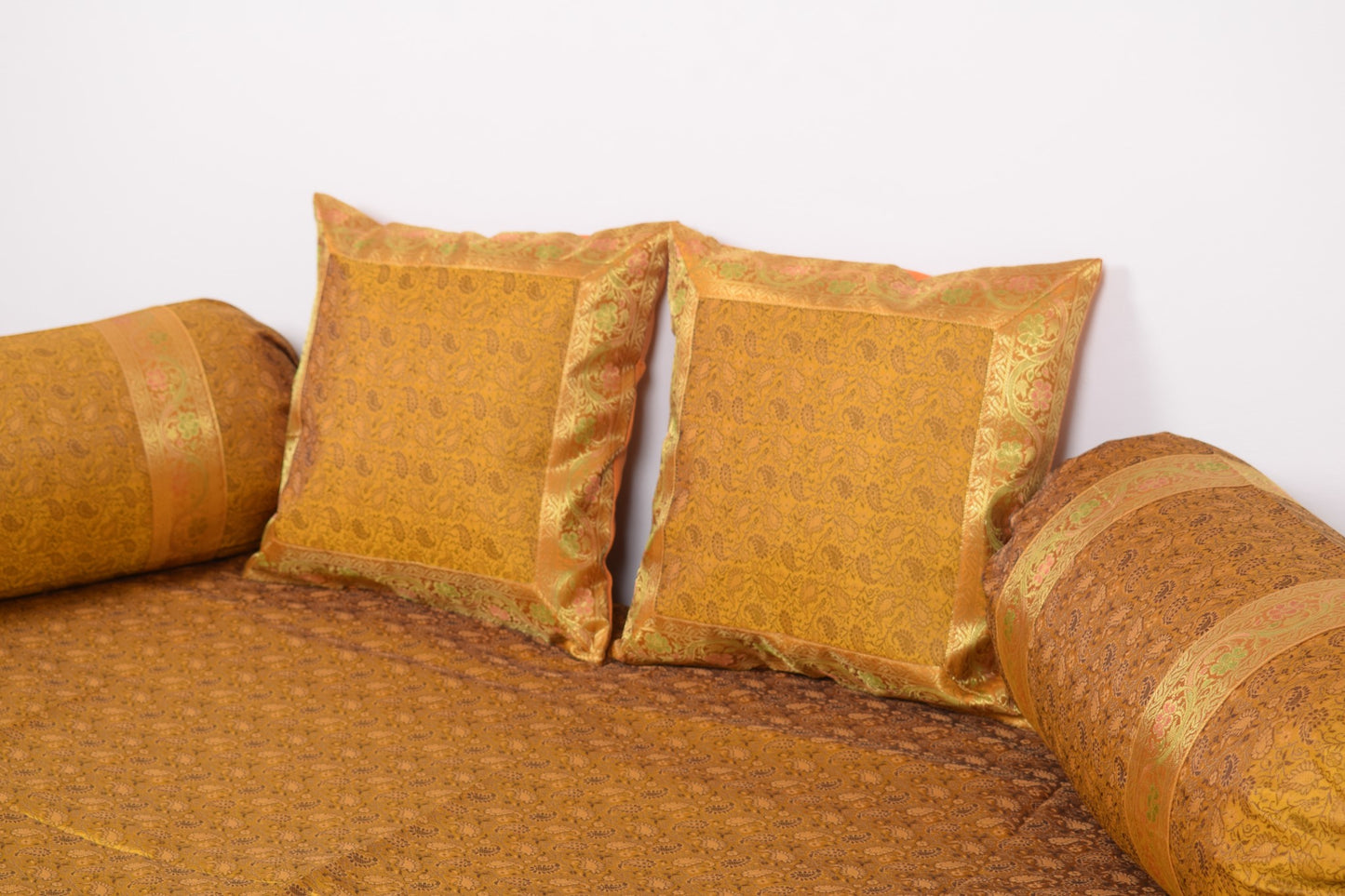 Regal Mustard Banarasi Diwan Set-Featuring Silk Fabric & Intricate Zari Brocade