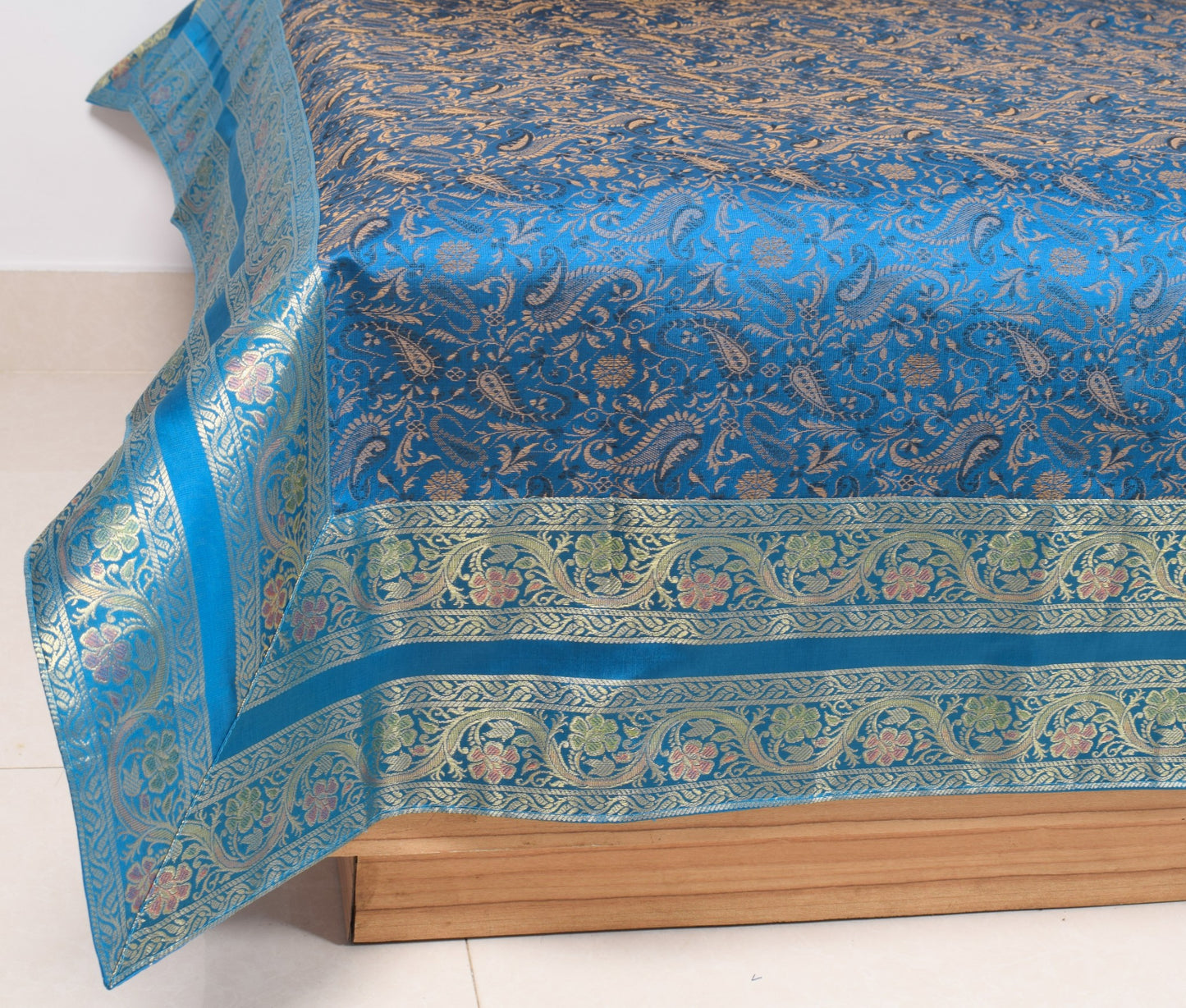 Turquoise Blue Banarasi Diwan Set Silk Zari Brocade Gift Cushion & Bolster Cover