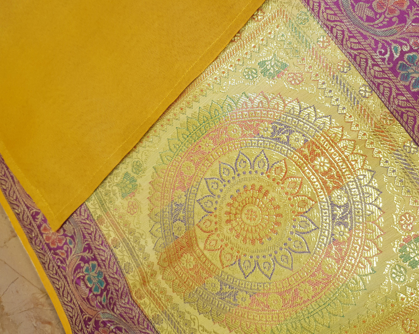 Dining Table Runner Wall Tapestry Woven Zari Brocade Banarasi Cover Multi-Color