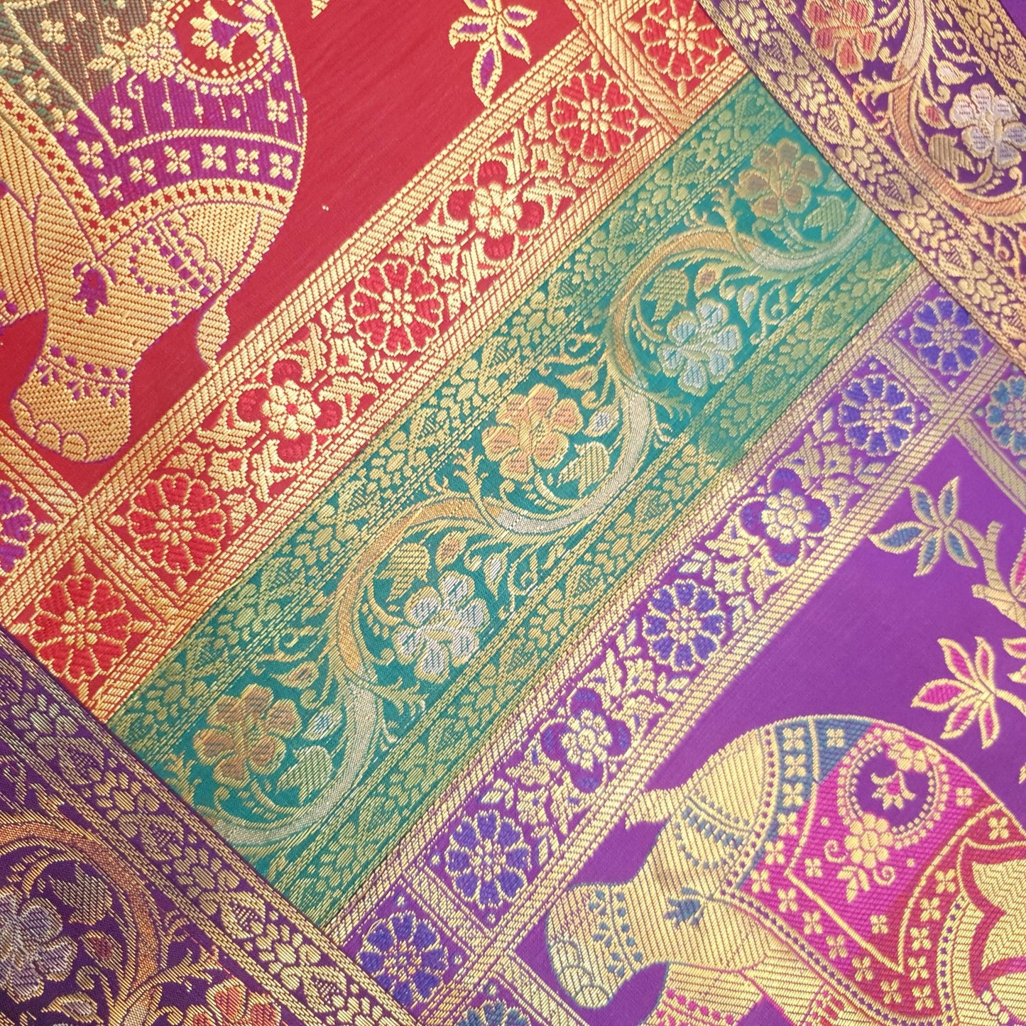 Dining Cover Table Runner Elephant Woven Zari Brocade Banarasi Decor Multi Color