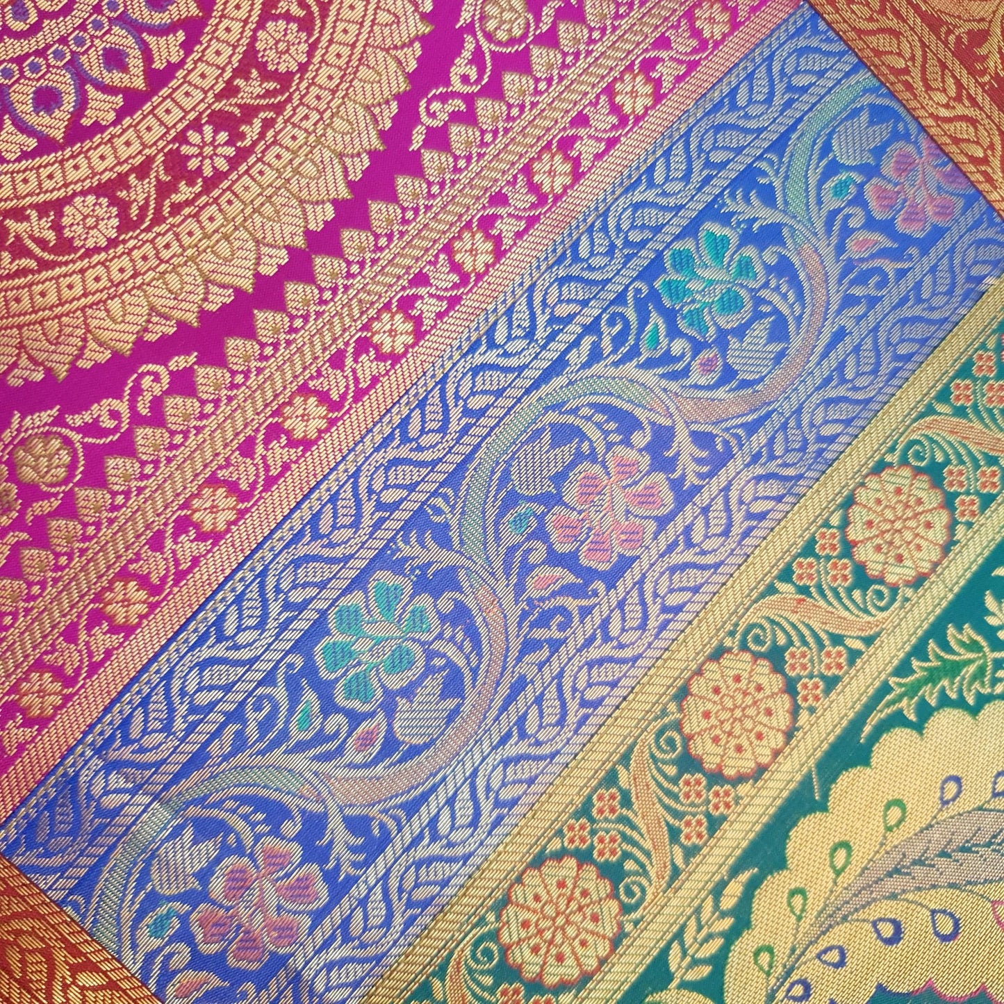 Dining Table Runner Elephant Peacock Woven Zari Brocade Banarasi Handmade Cover