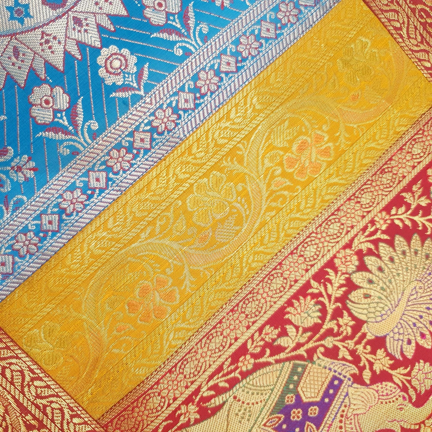 Dining Table Runner Elephant Peacock Woven Zari Brocade Banarasi Handmade Cover