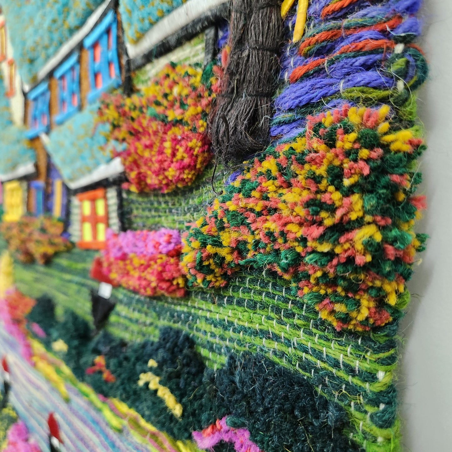 Jute & Wool Wall Hanging HandMade Indian Tapestry 3D Hut Tree Ice Decor