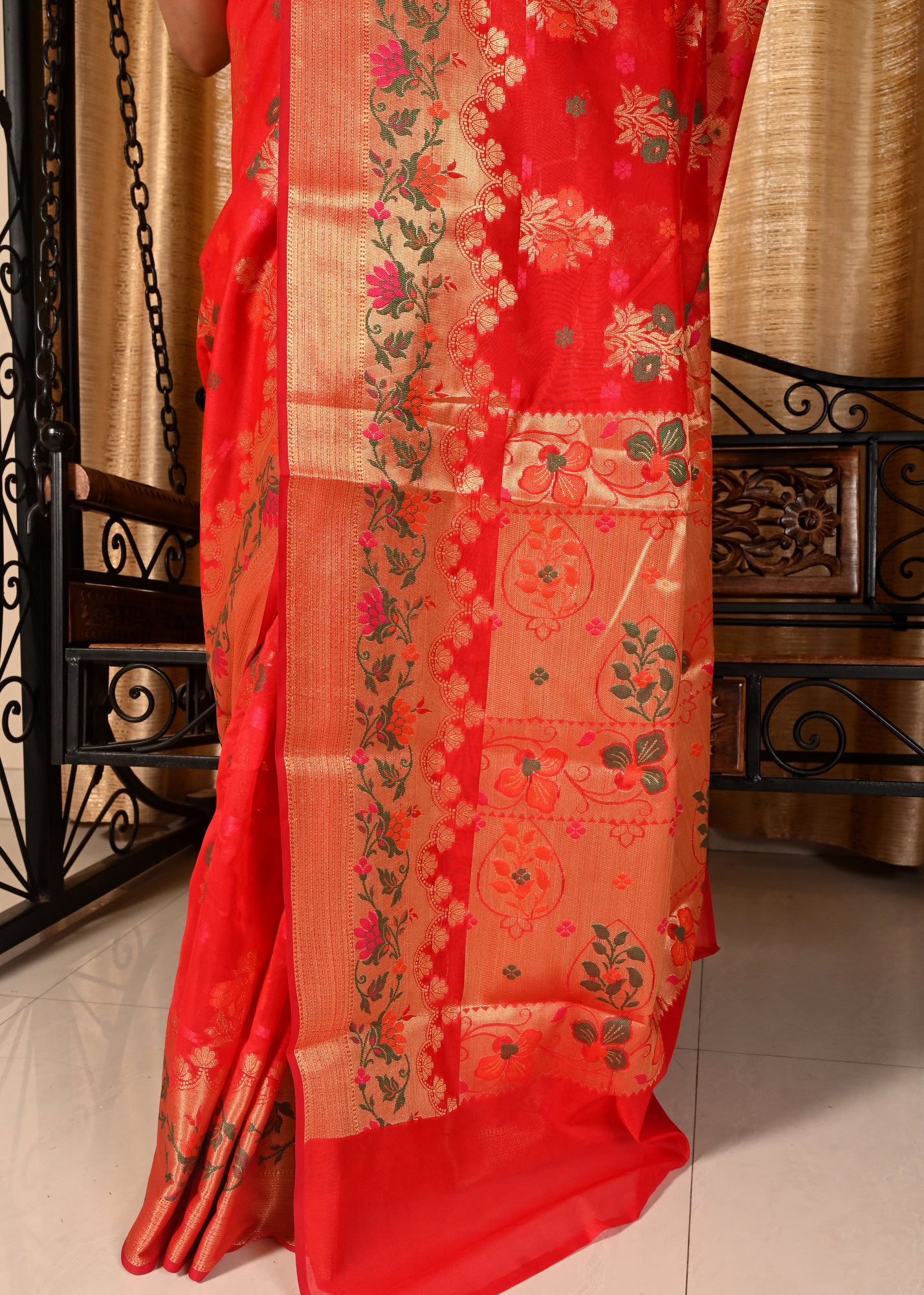 Banarasi Vastra Chanderi Silk Floral Meena Buta Saree Zari Woven Skirt Border