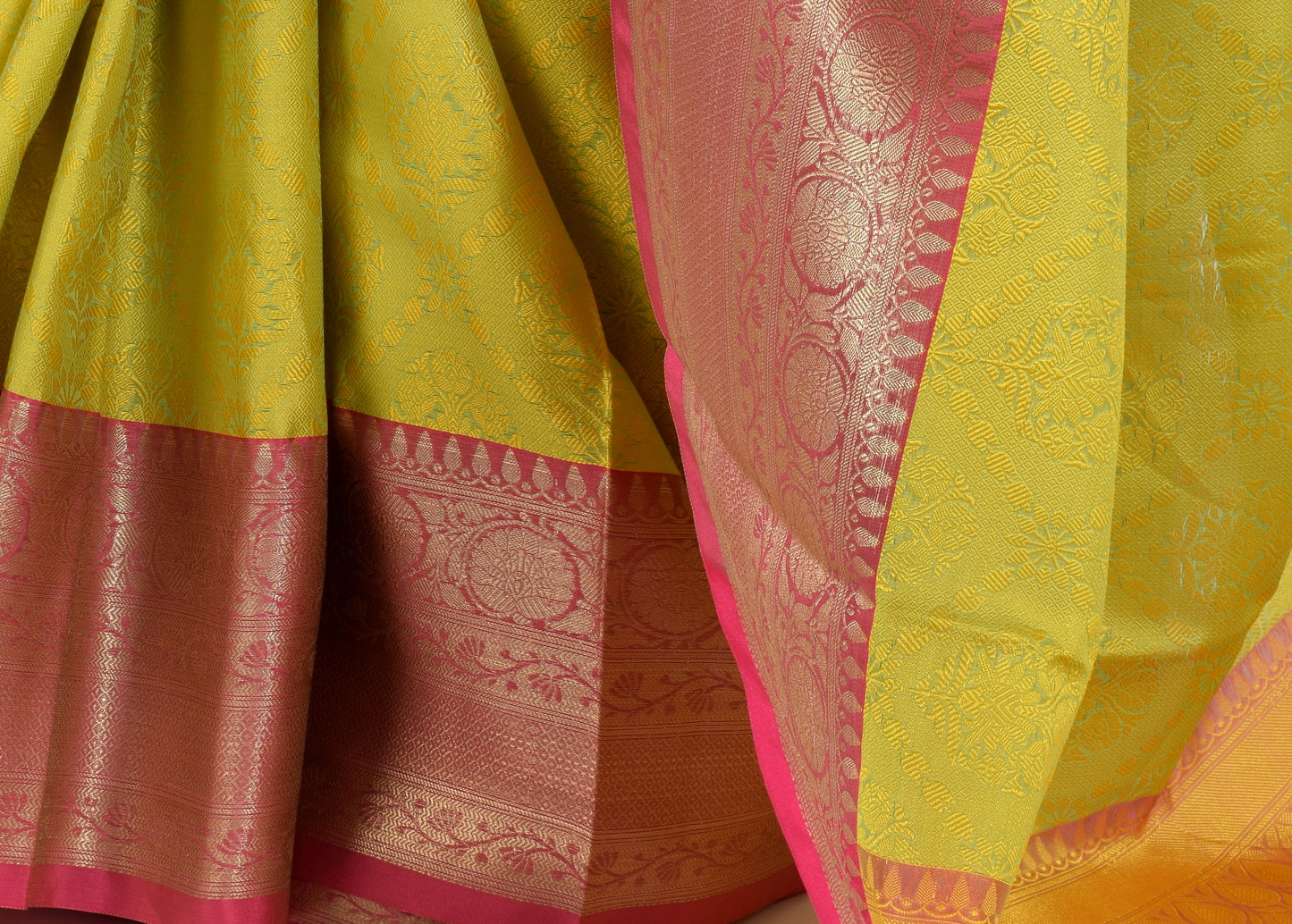 Banarasi Vastra Kora Silk Resham Tanchoi Saree with Zari Woven Skirt Border