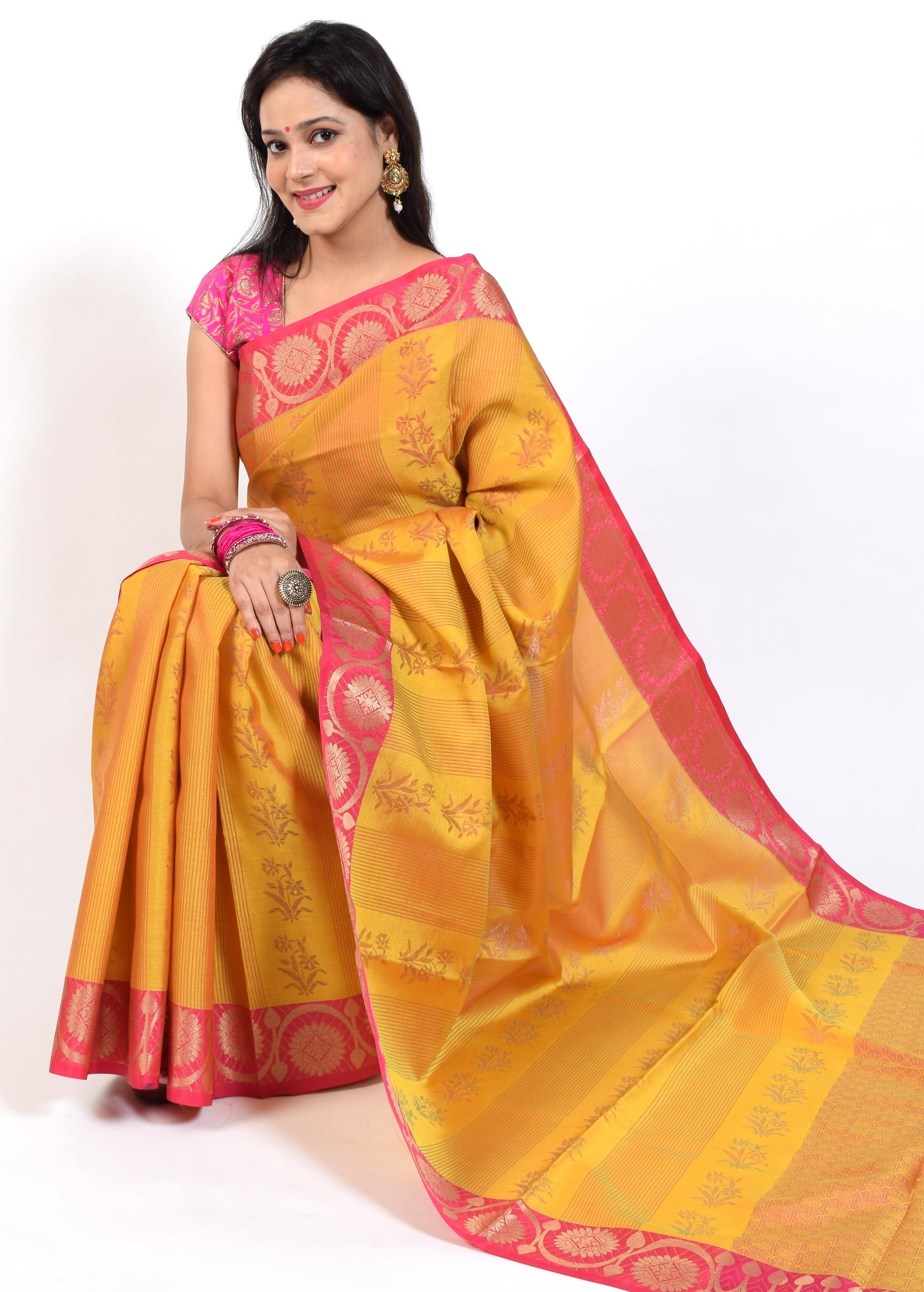 Banarasi Vastra Resham Woven Floral Pattern Silk Saree with Magenta Zari Border