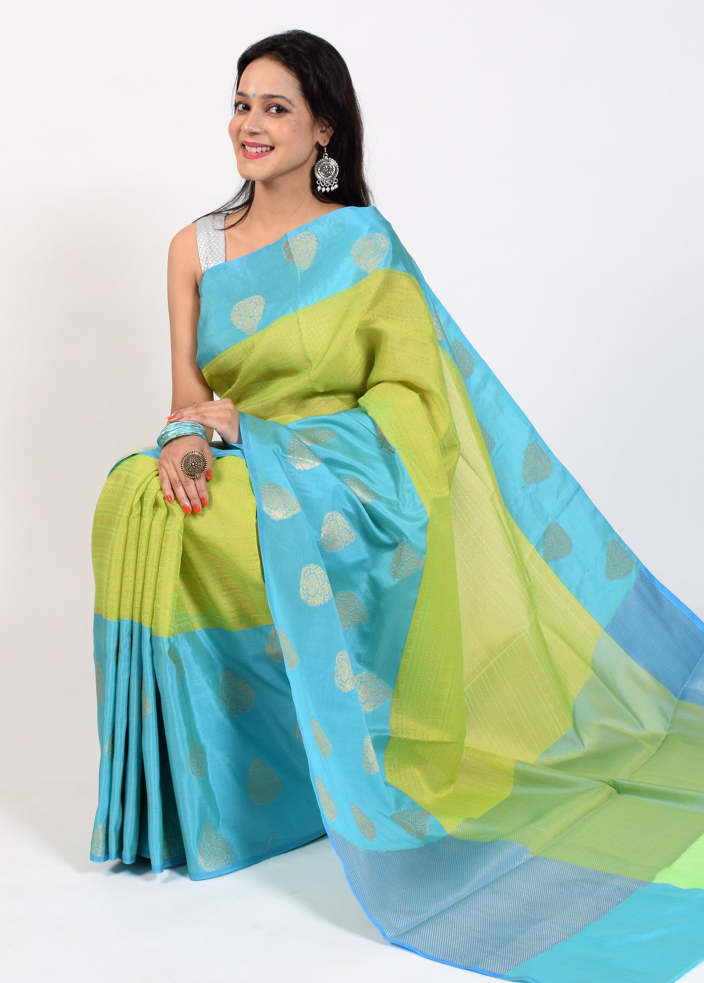 Banarasi Vastra Kora Silk Tanchoi Saree Zari & Resham Woven Skirt Border Green