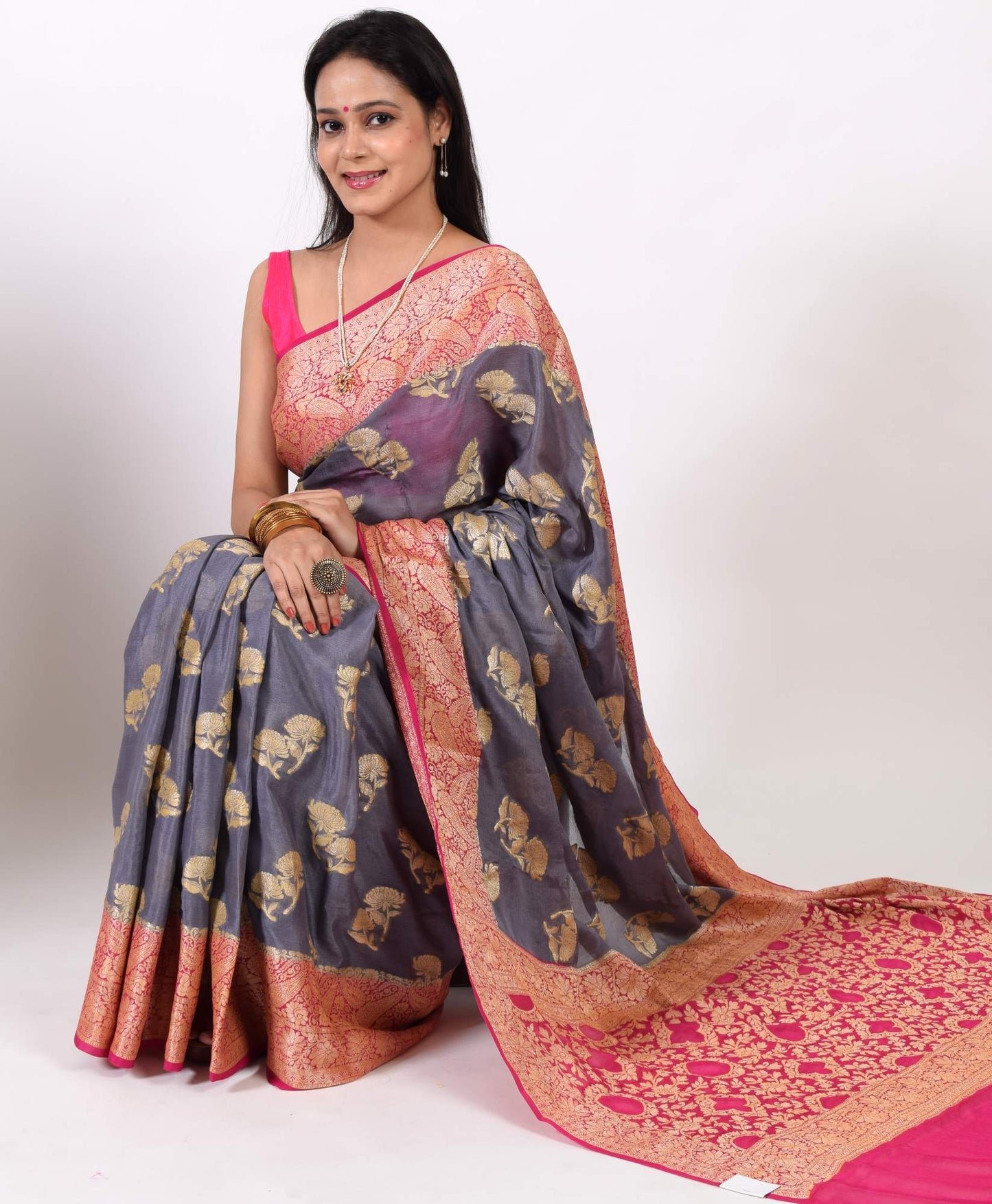 Gray & Magenta Pure Khaddi Chiffon Silk Banarasi Handloom Premium Saree Fabric
