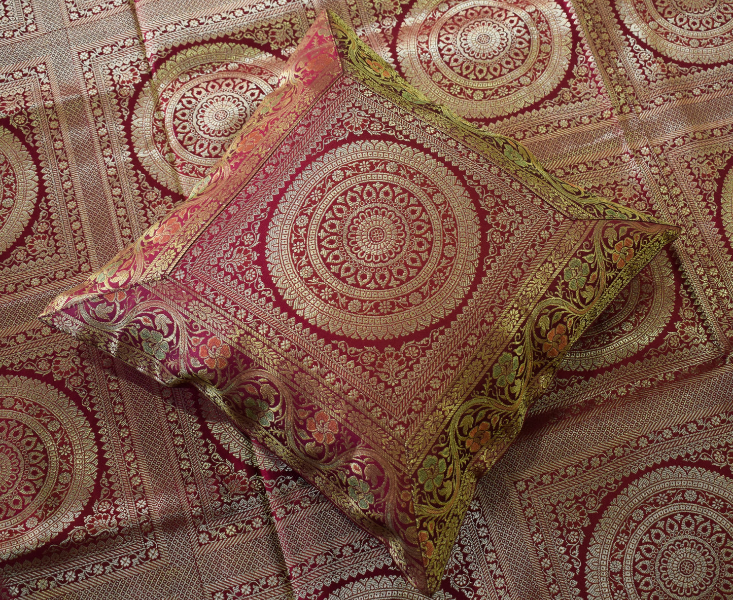 Banarasi Bed Cover Set Indian Ethnic Traditional Silk Woven Zari Brocade Maroon