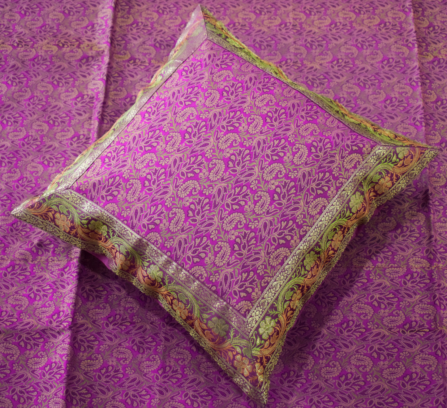 Banarasi Bed Cover Set Indian Ethnic Traditional Woven Resham Brocade Magenta