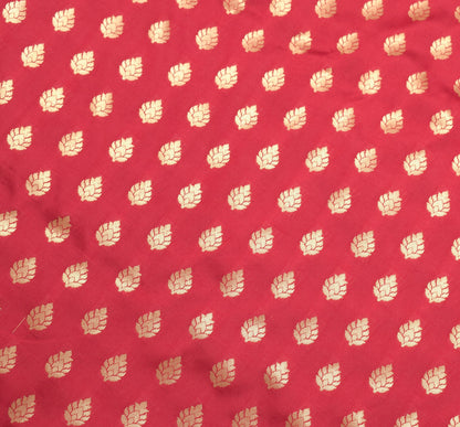 Maroon Banarasi Sari Art Silk Zari Woven Leaf Motifs Saree with Blouse Fabric