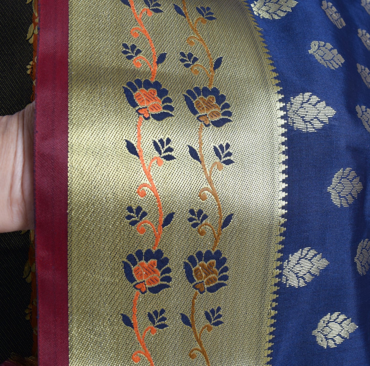 Deep Blue Banarasi Sari Art Silk Zari Woven Leaf Motifs Saree with Blouse Fabric