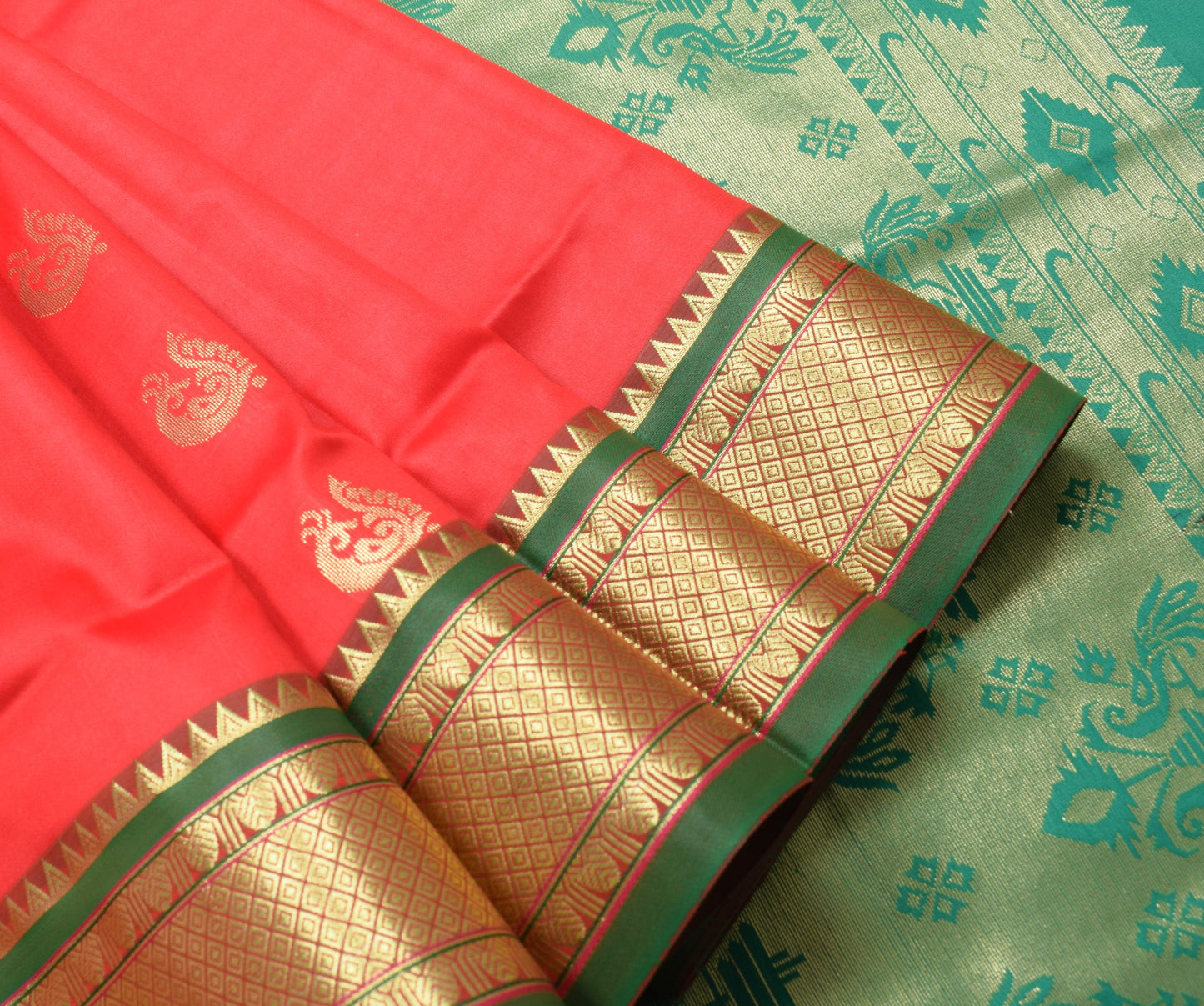 Indian Red & Green Sari Banarasi Art Silk Saree with Blouse Gold Zari Weaving