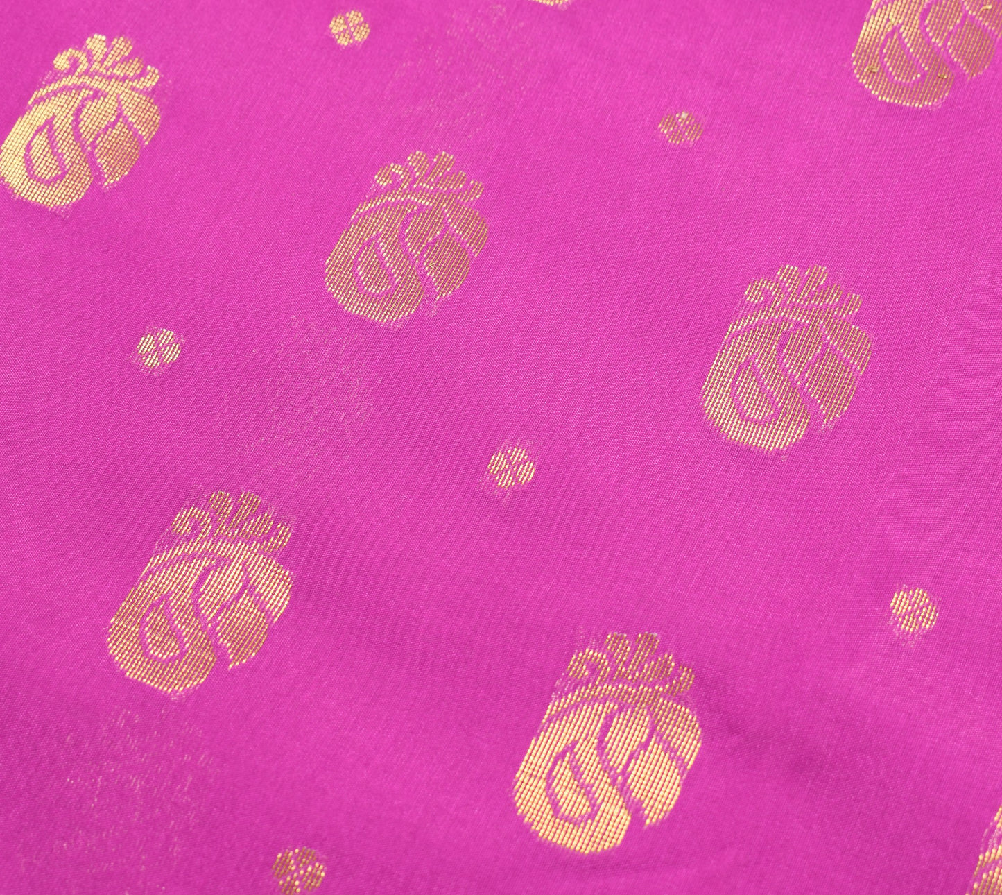 Indian Purple Sari Banarasi Art Cotton Saree with Green Blouse Gold Zari Weaving