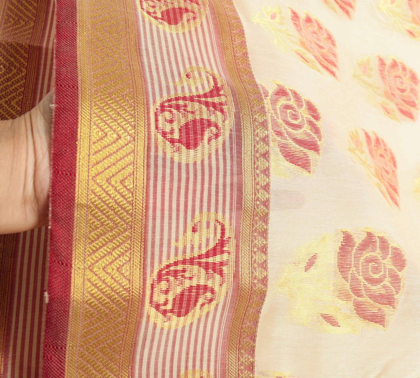 Cream Zari Woven Banarasi Saree Cotton Art Party Wear Sari with Blouse Fabric