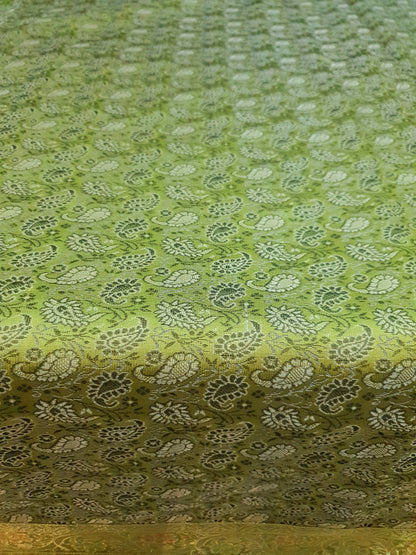 Banarasi Silk Indian Bed Set – Green Cushion & Pillow Covers Woven Zari Brocade