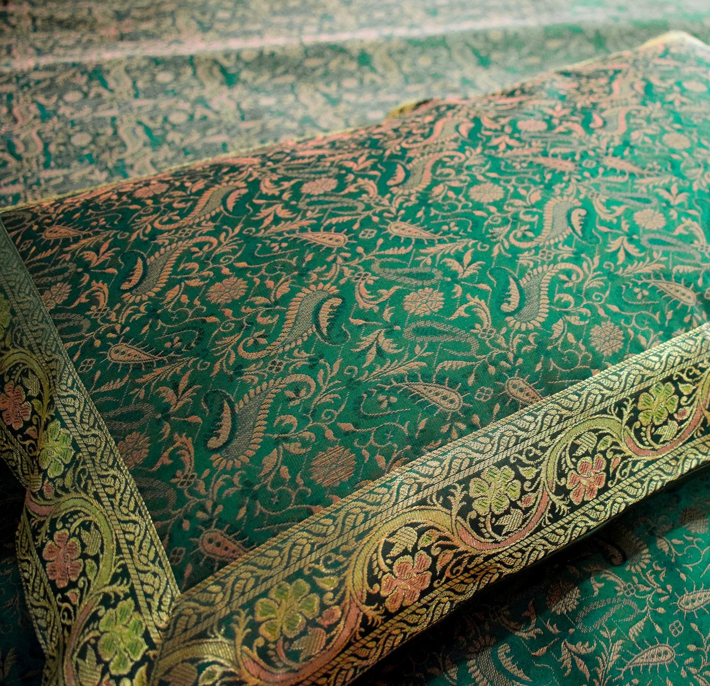 Banarasi Silk Cushion & Pillow Cover Set – Dark Green Zari Brocade Woven Design