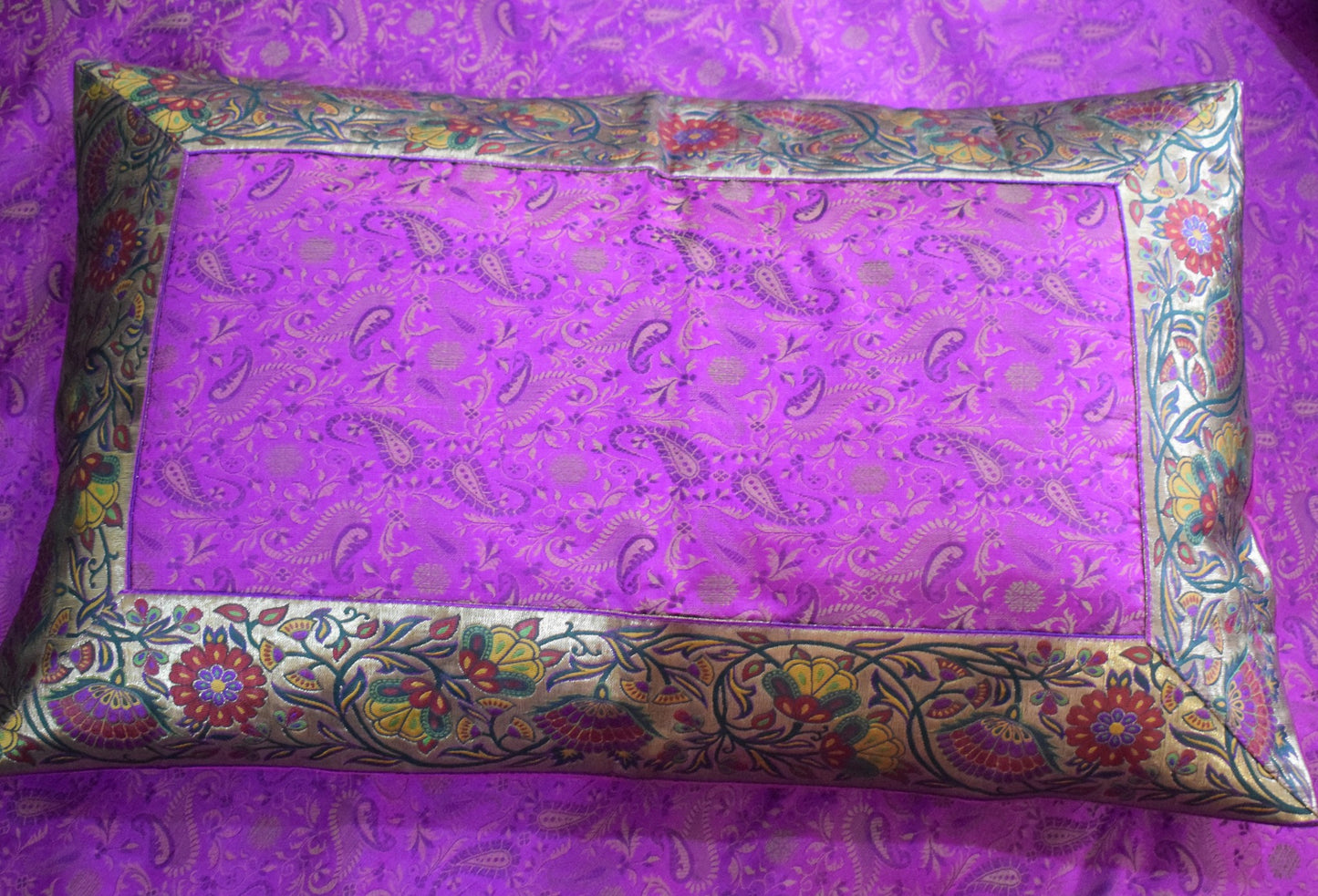 Dark Magenta Bed, Cushion & Pillow Cover Set Banarasi Silk & Woven Zari Brocade