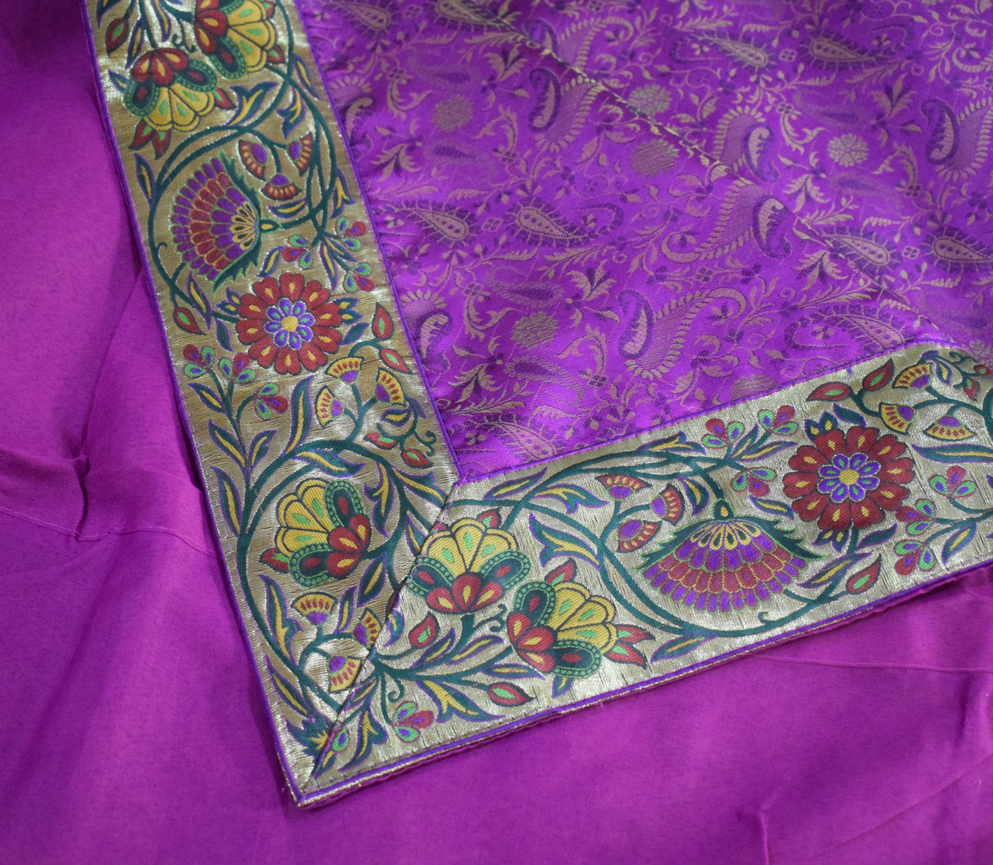 Dark Magenta Bed, Cushion & Pillow Cover Set Banarasi Silk & Woven Zari Brocade