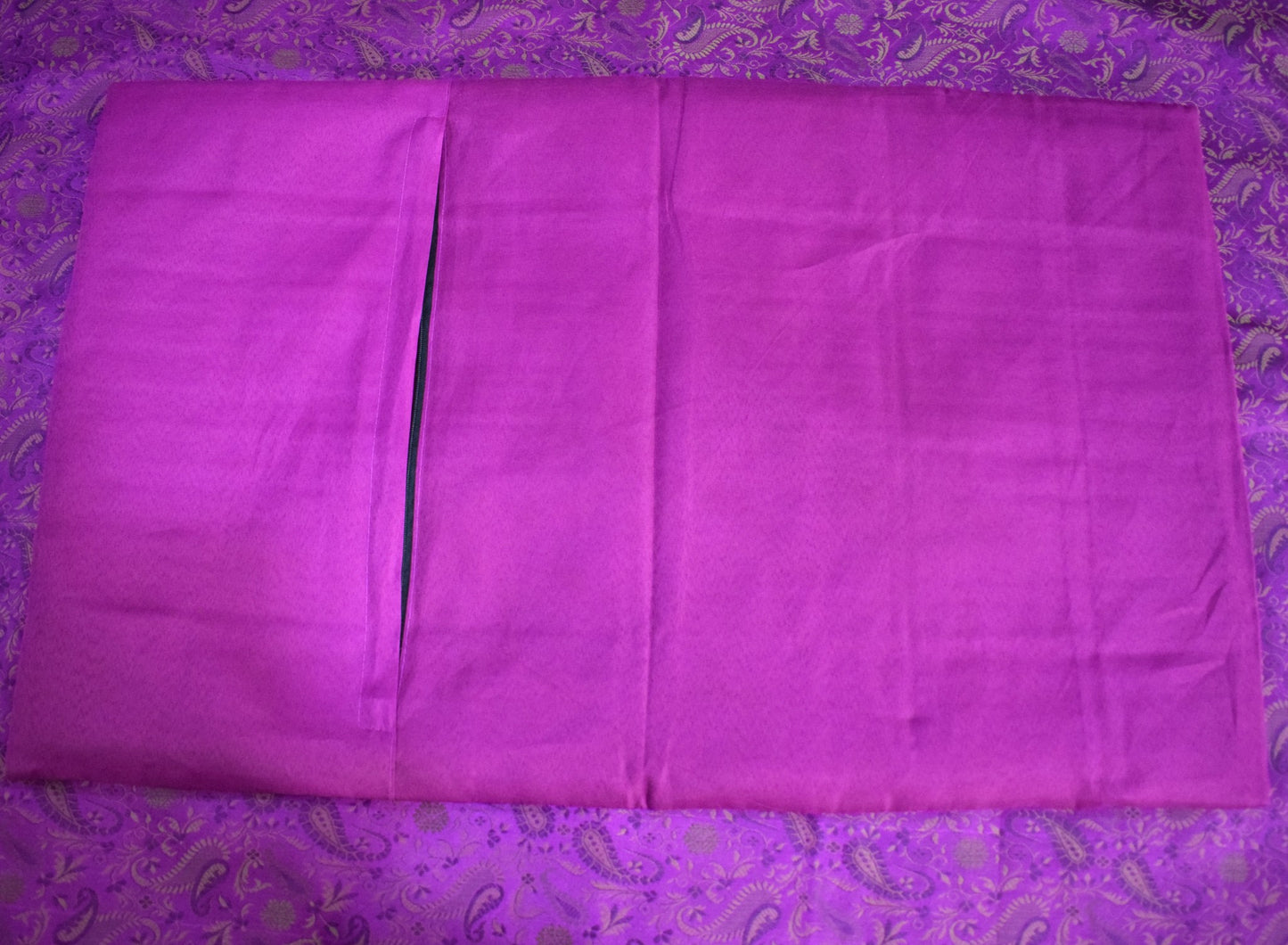 Dark Magenta Bed, Cushion & Pillow Cover Set Banarasi Silk & Woven Zari Brocade