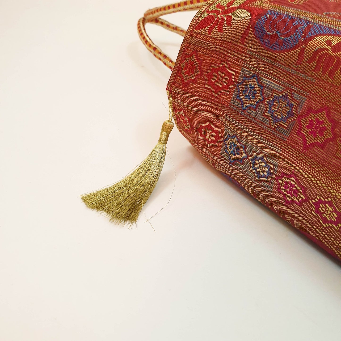 Ethnic Maroon Handbag Peacock Woven Zari Brocade Fabric Wedding Shoulder Bag