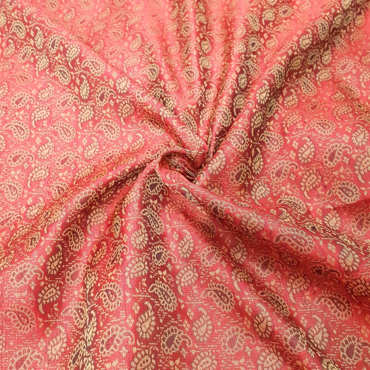 88"x48" Banarasi Dining Table Top Cover Indian Silk Woven Paisley Red Cloth Gift