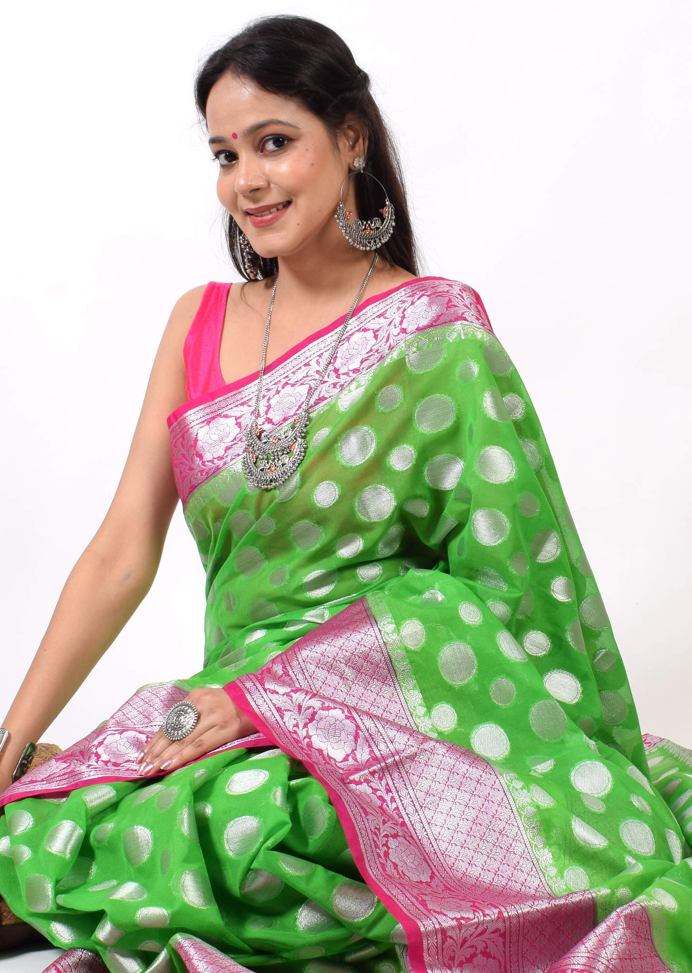 Green Banarasi Semi Georgette Soft Silk Silver Zari Woven Broad Floral Border
