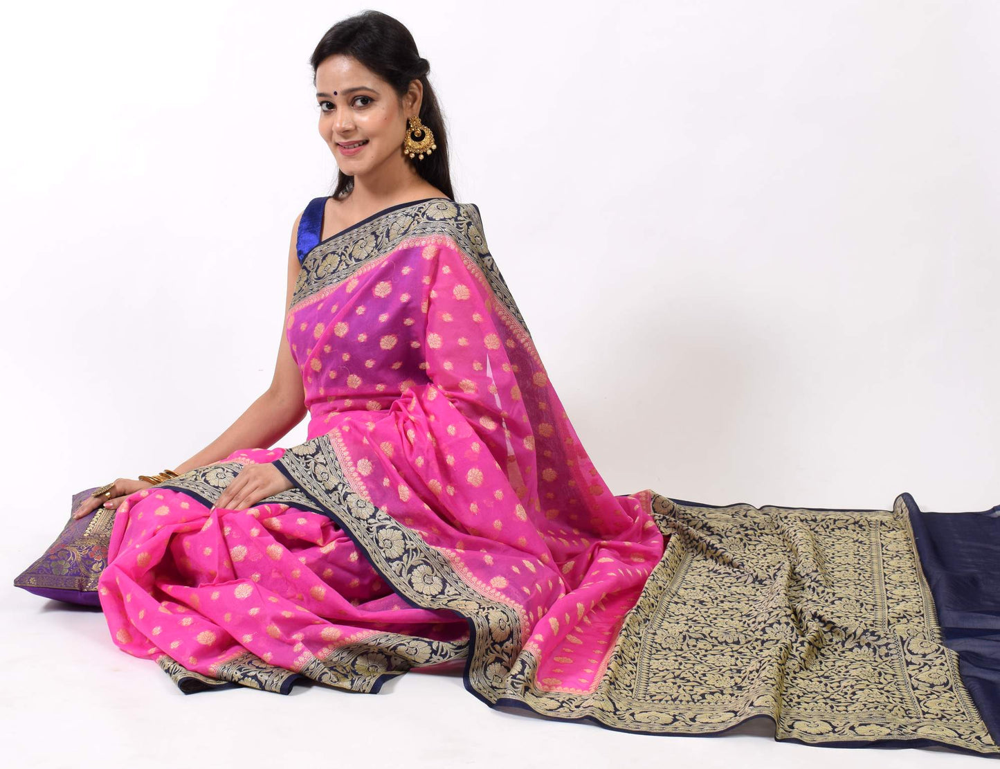 Banarasi Vastra Woven Saree Semi Georgette Soft Floral Buta Zari Sari Magenta