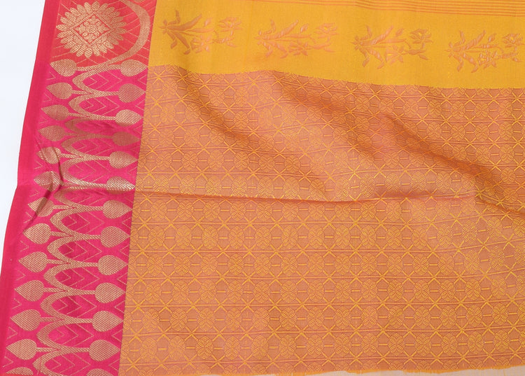 Banarasi Vastra Resham Woven Floral Pattern Silk Saree with Magenta Zari Border