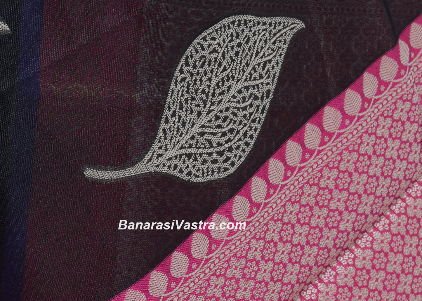 Banarasi Vastra Cotton Soft Saree With Large Leafs Buta & Floral Zari Border