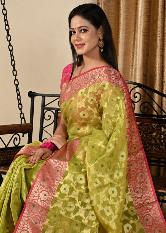 Banarasi Vastra Kora Silk Moonga Check Zari Zaal Contrast Pallu Border Green