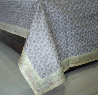 Banarasi Bed Cover Set Indian Ethnic Traditional Silk Woven Resham Brocade White