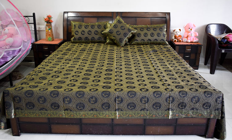 Banarasi Bed Cover Set Indian Ethnic Traditional Silk Woven Animal Brocade Black